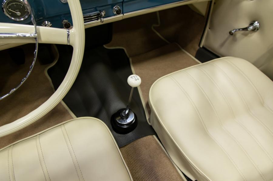 Интерьер Mercedes-Benz 190 SL (Bm.121.042) 1962 года  (фото 85 из 175)